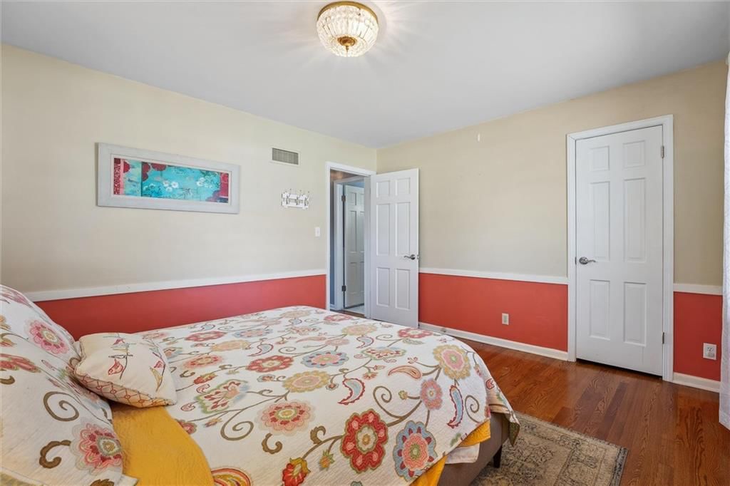 5819 W 85th Street — photo 23