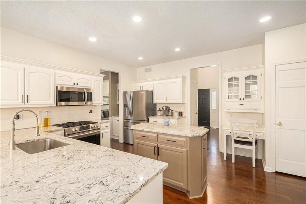 1320 Hillary Drive — photo 13
