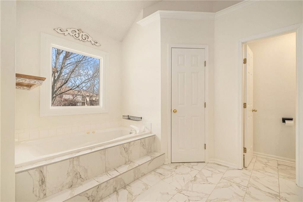 1320 Hillary Drive — photo 22