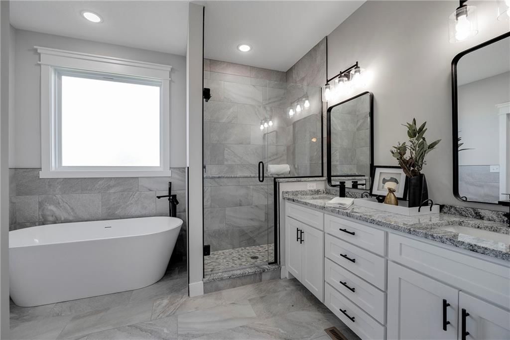 2367 NE Skopelos Court — photo 16