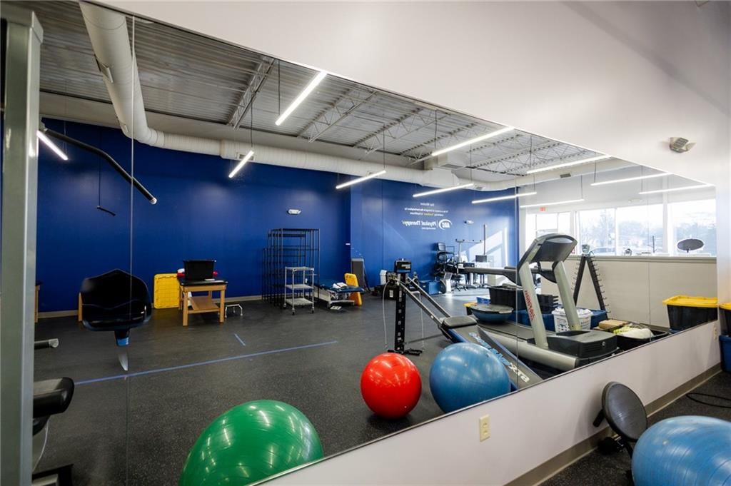 1109 S Main Street — photo 8