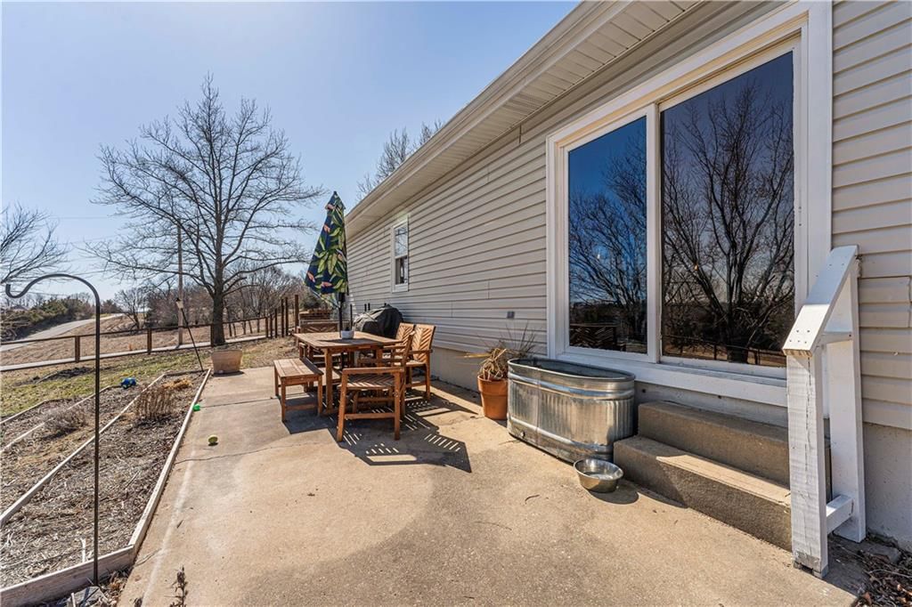 12044 NW Crooked Road — photo 43