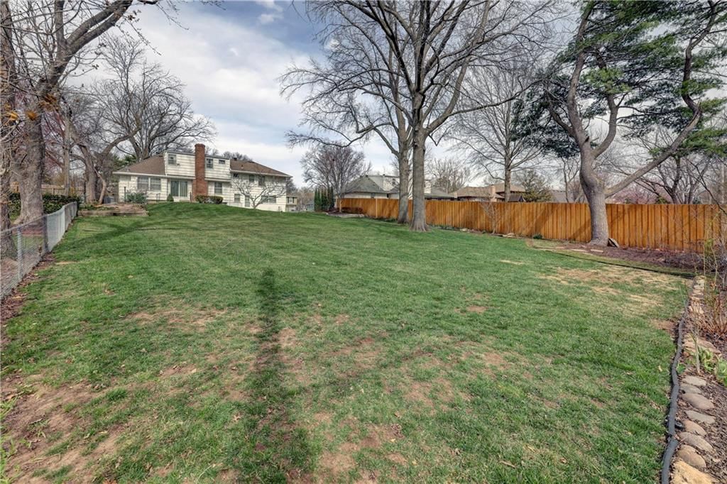 5805 W 86th Terrace — photo 36