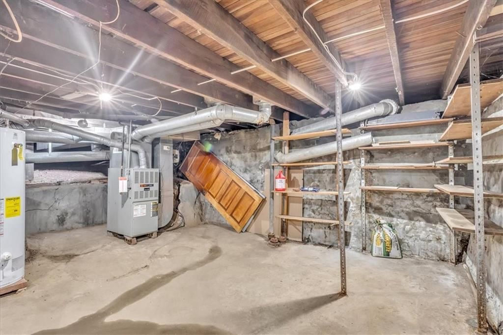 323 Lawndale Avenue — photo 18