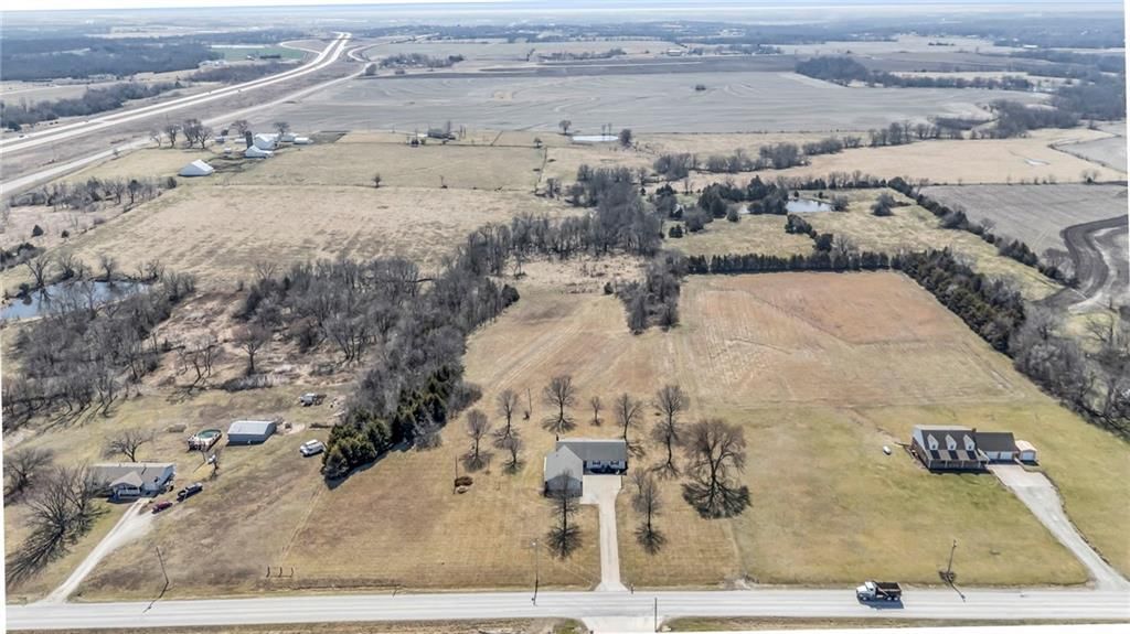 2552 Stafford Road — photo 46