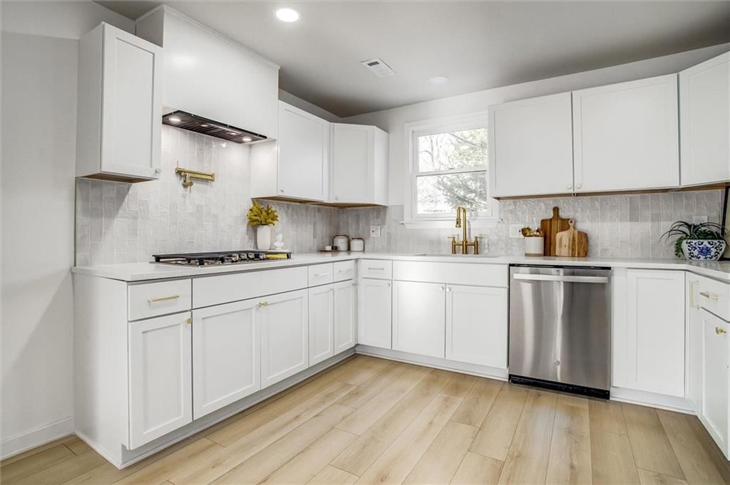 5312 Rosewood Street — photo 9