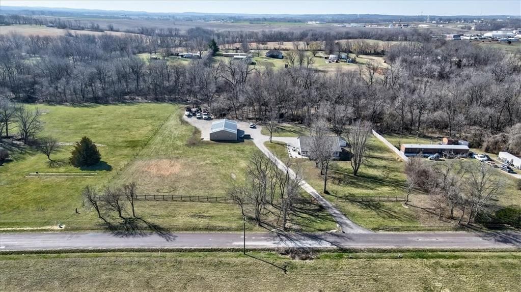 2652 Texas Prairie Road — photo 32