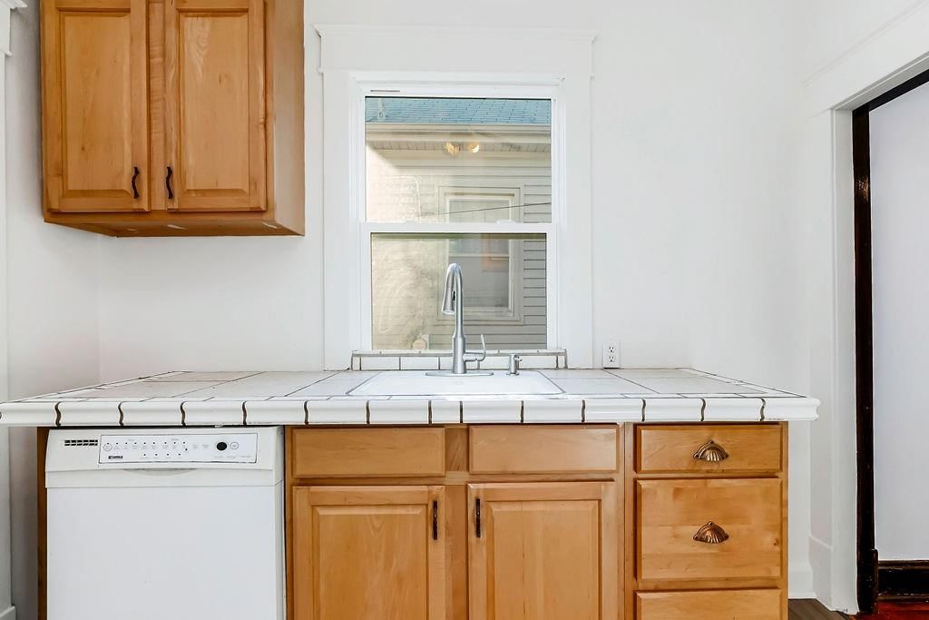 4215 Scarritt Avenue — photo 9