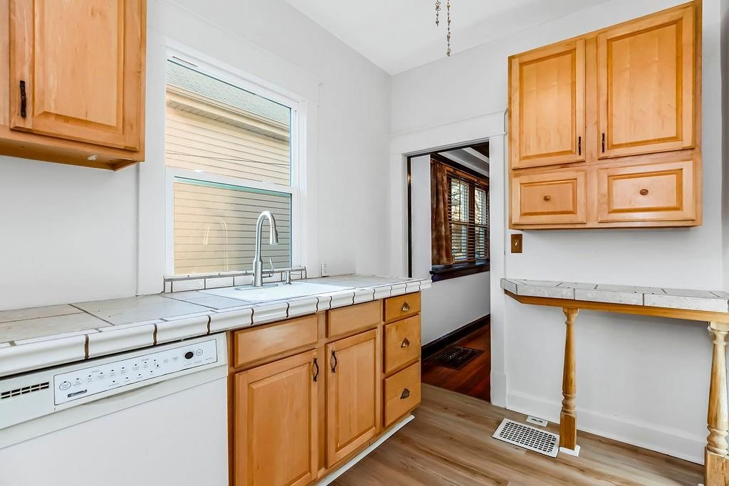 4215 Scarritt Avenue — photo 10