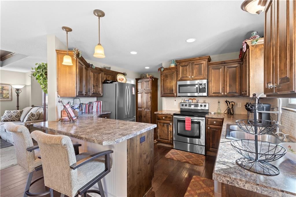 511 SW Shorthorn Drive — photo 8
