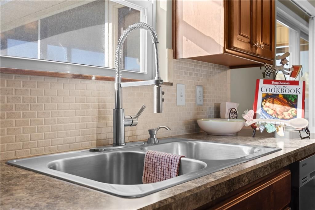 511 SW Shorthorn Drive — photo 11