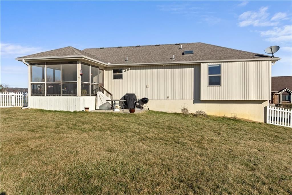 511 SW Shorthorn Drive — photo 25