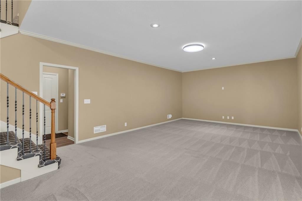 5608 N WYOMING Avenue — photo 12