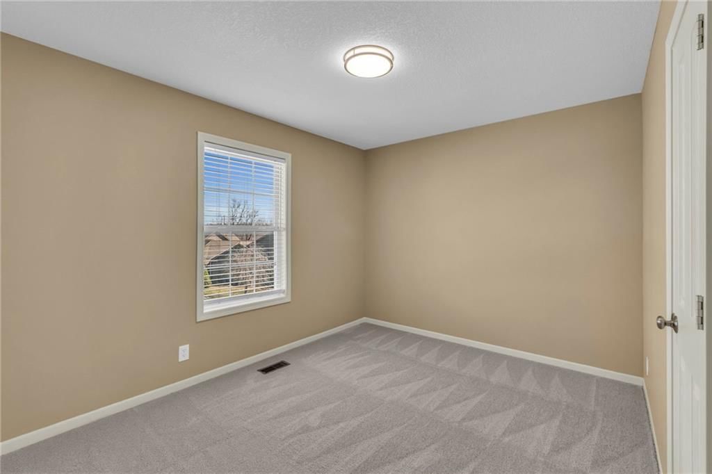 5608 N WYOMING Avenue — photo 24