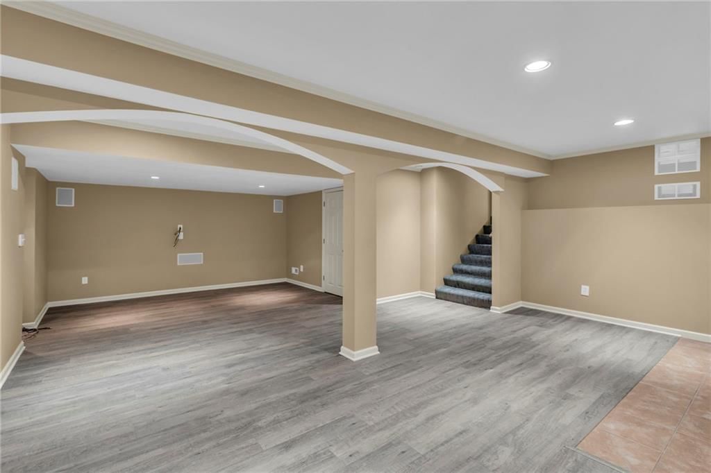 5608 N WYOMING Avenue — photo 30