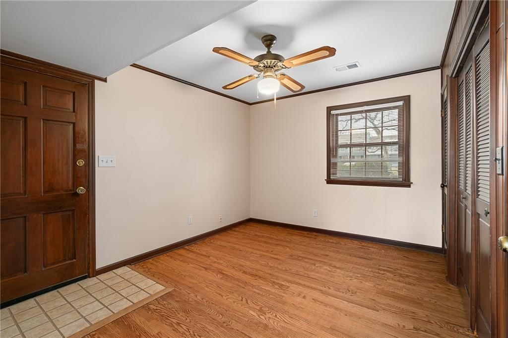 9400 W 106 Street — photo 19