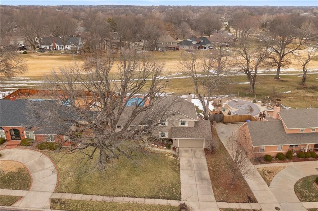 9400 W 106 Street — photo 23