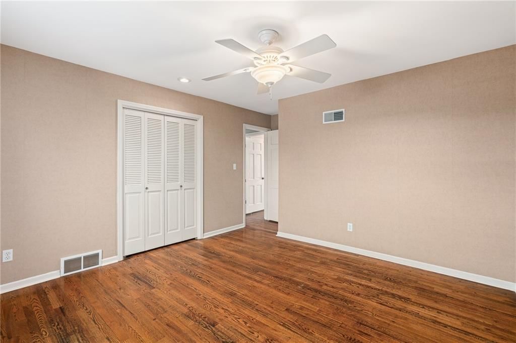 9400 W 106 Street — photo 29