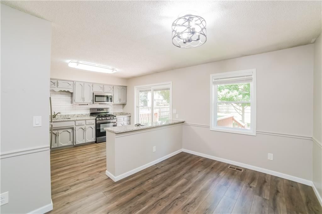 6432 N Jarboe Street — photo 5