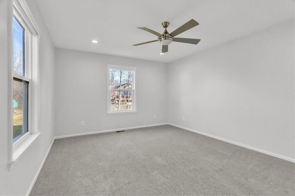 5410 Roe Boulevard — photo 27