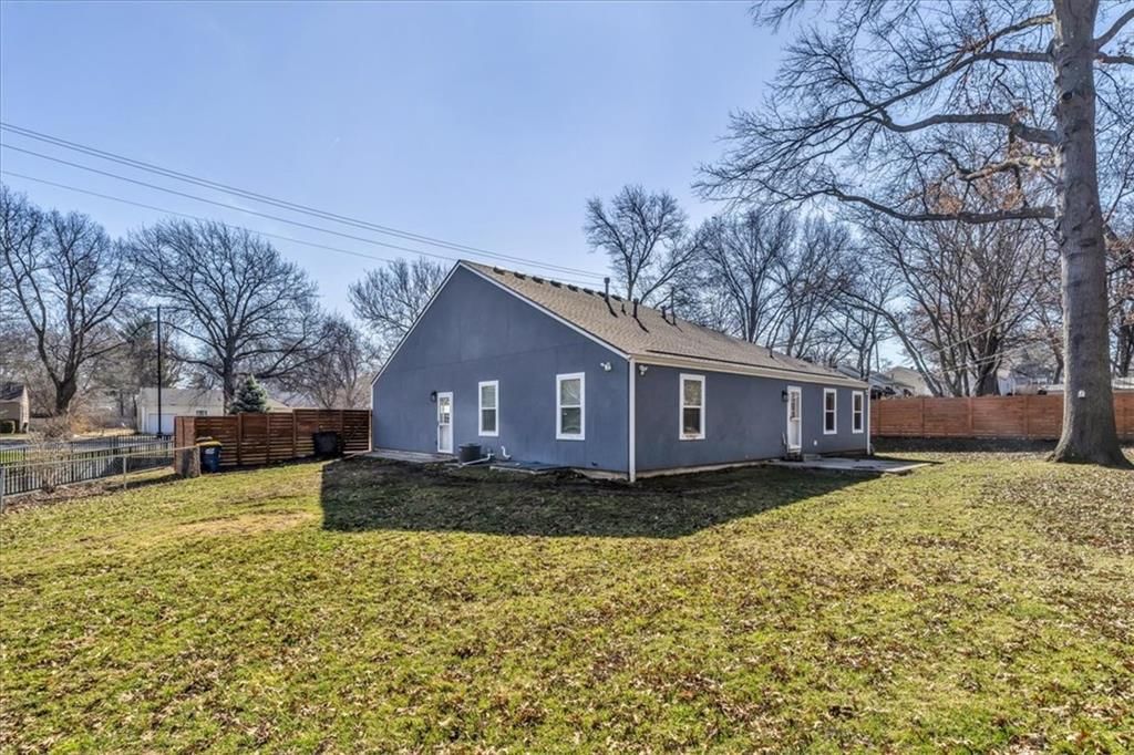 5410 Roe Boulevard — photo 47
