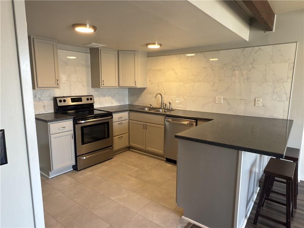 6550 W 51st Street — photo 11