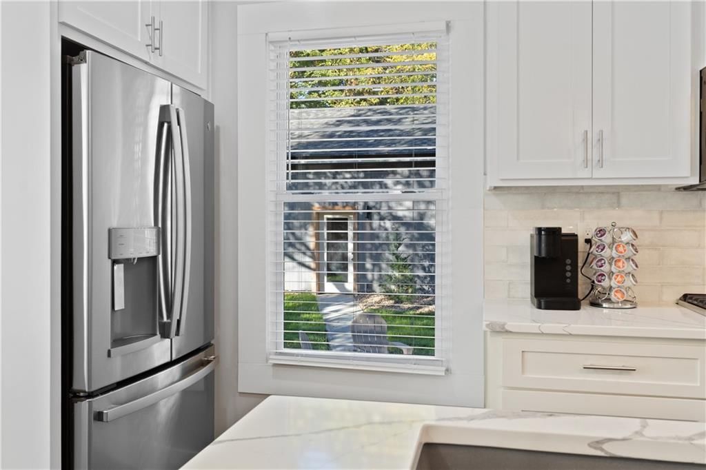 6700 Metcalf Avenue — photo 16