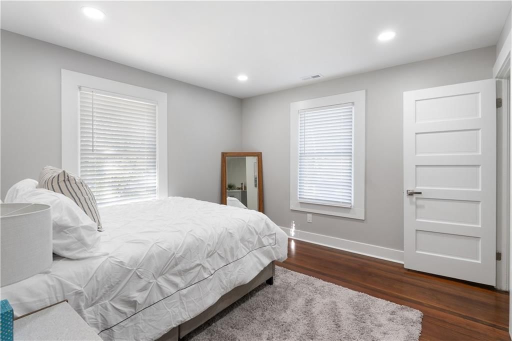 6700 Metcalf Avenue — photo 30