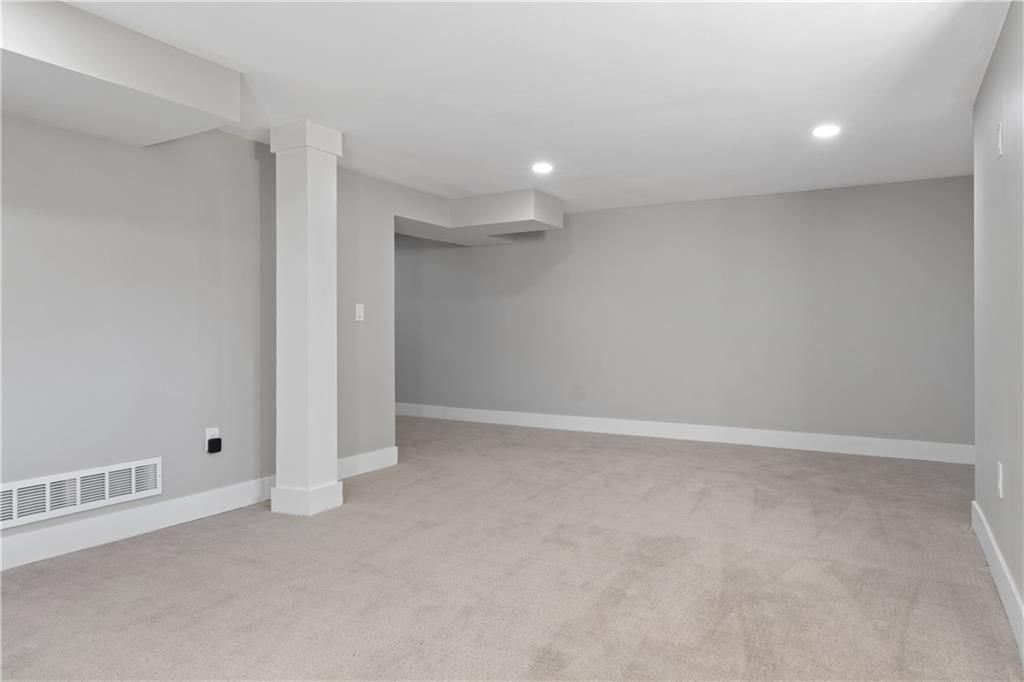 6700 Metcalf Avenue — photo 36