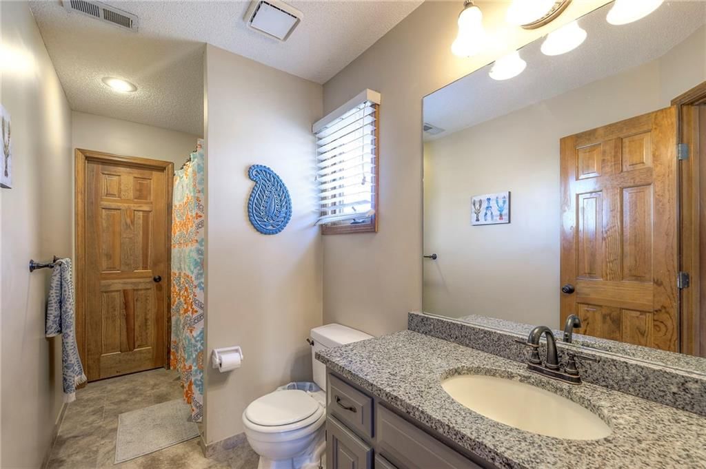 12704 Ash Street — photo 25