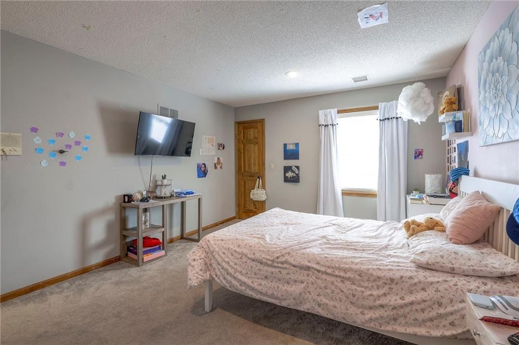 12704 Ash Street — photo 28