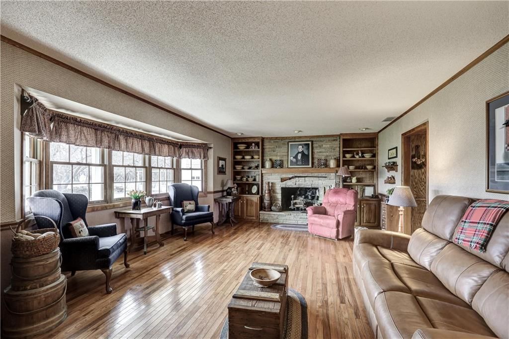 Photo 7 of 98 - 826 E 510th Avenue