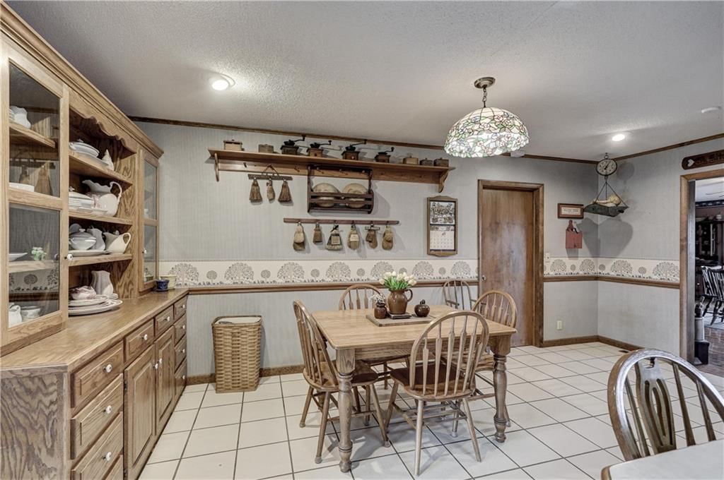 Photo 15 of 98 - 826 E 510th Avenue