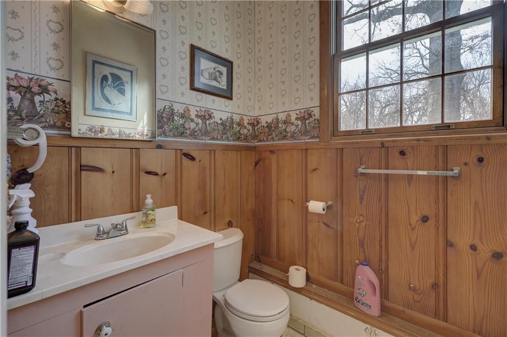 Photo 19 of 98 - 826 E 510th Avenue