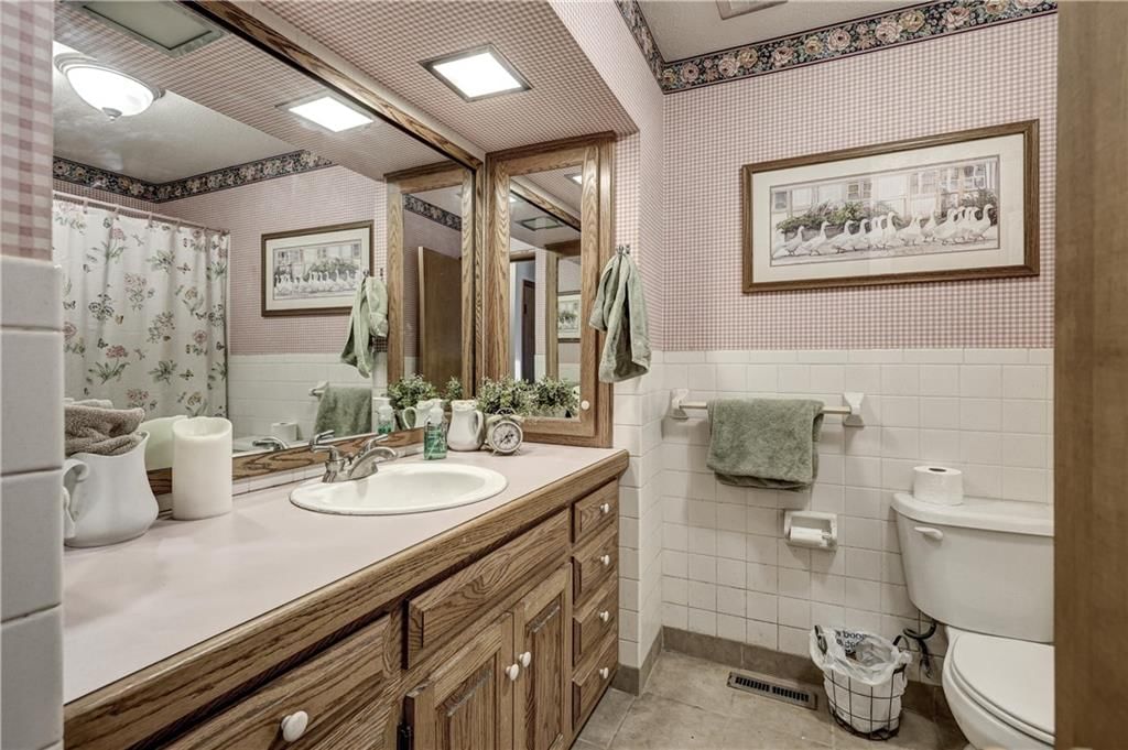 Photo 31 of 98 - 826 E 510th Avenue