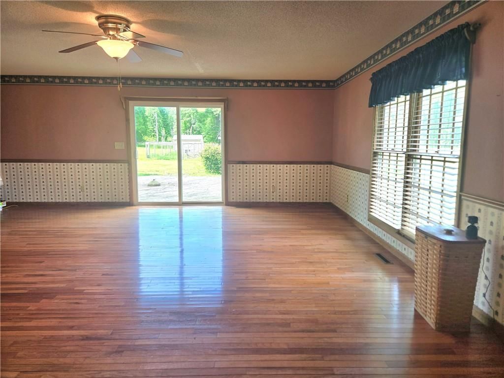 Photo 84 of 98 - 826 E 510th Avenue