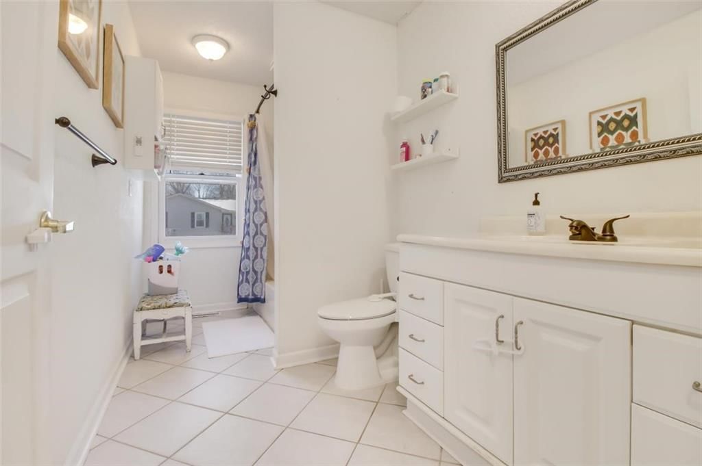 1619 SE Kingsway Street — photo 10