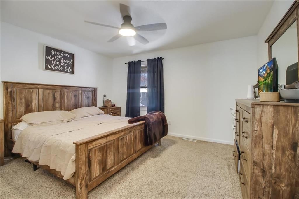 1619 SE Kingsway Street — photo 12