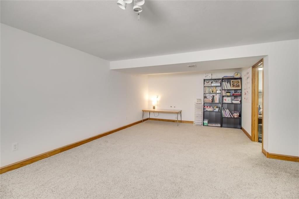 1619 SE Kingsway Street — photo 15