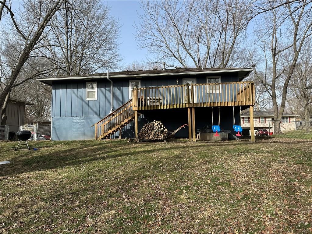 1619 SE Kingsway Street — photo 19