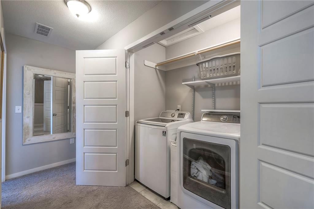 16058 Fontana Street — photo 15