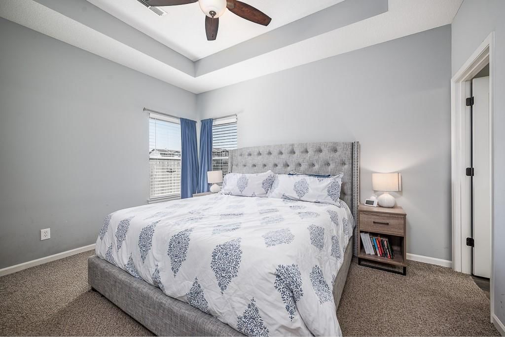1301 E Joles Drive — photo 9