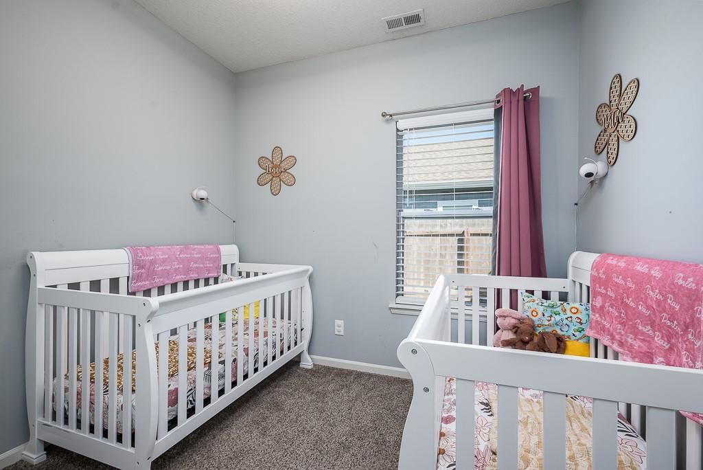 1301 E Joles Drive — photo 15