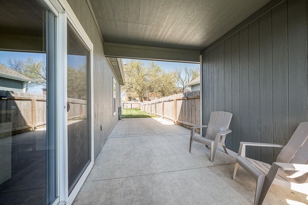 1301 E Joles Drive — photo 16