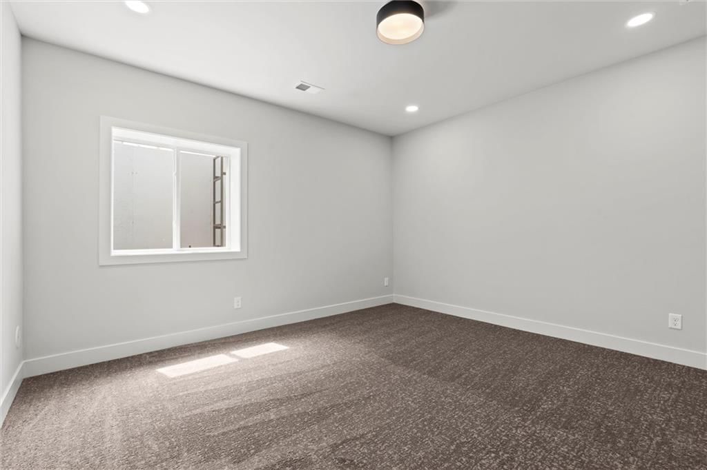 1021 SW Redbuck Circle — photo 35