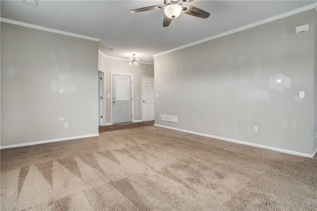 1218 S Villa Lane — photo 6