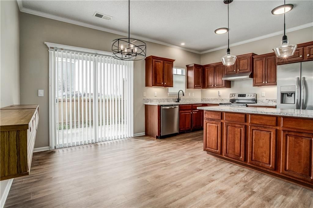 1218 S Villa Lane — photo 8