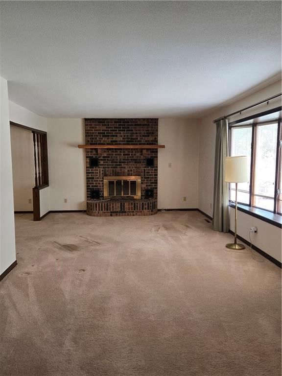 Photo 8 of 43 - 2213 Millwood Drive