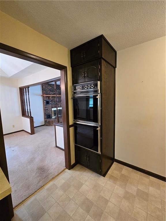 Photo 13 of 43 - 2213 Millwood Drive