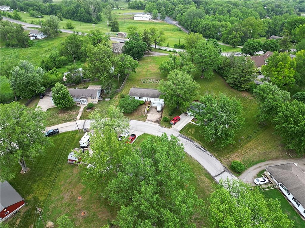Photo 43 of 43 - 2213 Millwood Drive